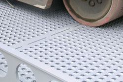 Lo Riser EX Star Trac plate flooring